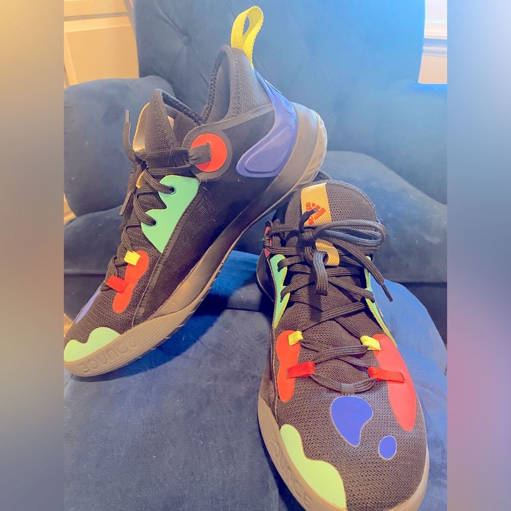 Adidas Harden Basketball Sneaker